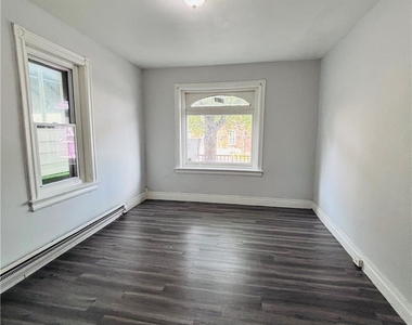 384 Tilghman W - Photo Thumbnail 2