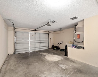 8221 Se 169th Palownia Loop - Photo Thumbnail 19
