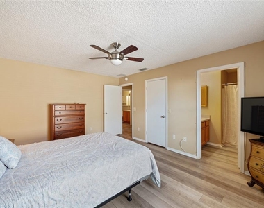 8221 Se 169th Palownia Loop - Photo Thumbnail 13