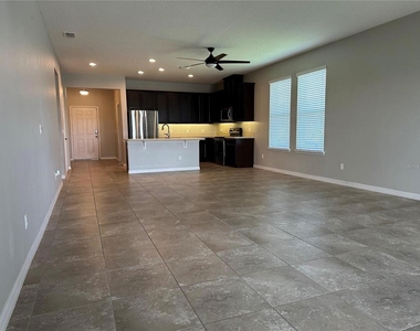 1448 Cabot Drive - Photo Thumbnail 8