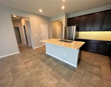 1448 Cabot Drive - Photo Thumbnail 5