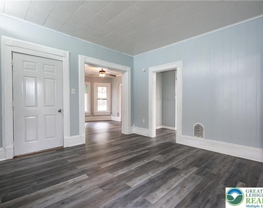 739 Broadway - Photo Thumbnail 11