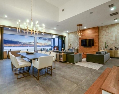 588 Riviera Drive - Photo Thumbnail 9