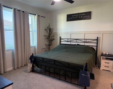 396 Helmsman Avenue - Photo Thumbnail 15