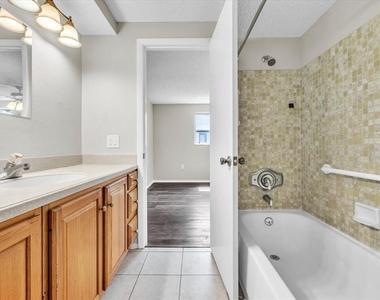 528 Magnolia Avenue Nw - Photo Thumbnail 19