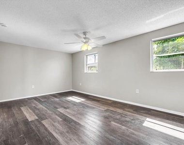 528 Magnolia Avenue Nw - Photo Thumbnail 13