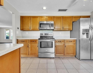 528 Magnolia Avenue Nw - Photo Thumbnail 9