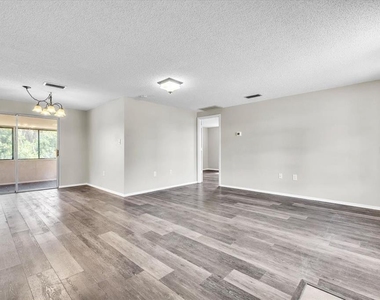 528 Magnolia Avenue Nw - Photo Thumbnail 1