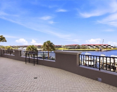 3313 Sunset Key Circle - Photo Thumbnail 43
