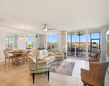 3313 Sunset Key Circle - Photo Thumbnail 3