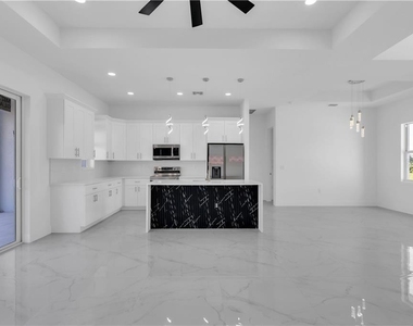 475 Raymer Street - Photo Thumbnail 11