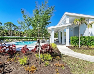 317 Via Tuscany Avenue - Photo Thumbnail 39