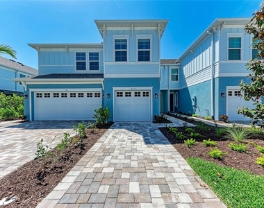 317 Via Tuscany Avenue - Photo Thumbnail 1