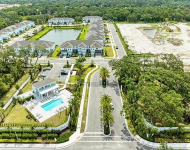 317 Via Tuscany Avenue - Photo Thumbnail 42