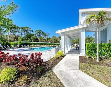 317 Via Tuscany Avenue - Photo Thumbnail 40