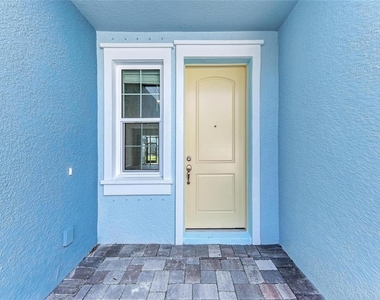317 Via Tuscany Avenue - Photo Thumbnail 4