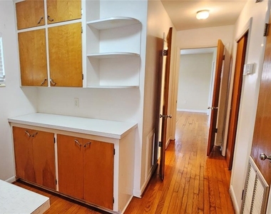 1901 6th Street W - Photo Thumbnail 5