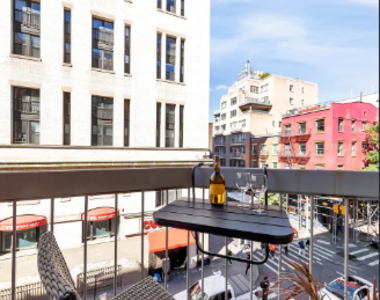 184 Thompson Street - Photo Thumbnail 3