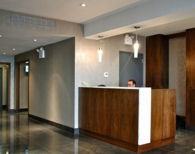 184 Thompson Street - Photo Thumbnail 8