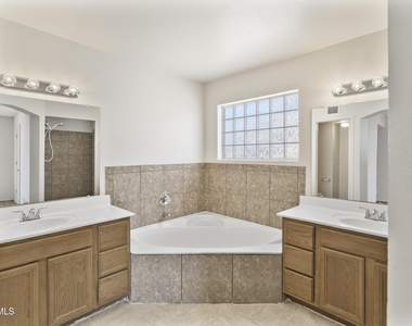 10799 Walden Pond Street - Photo Thumbnail 28