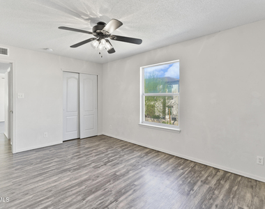 10799 Walden Pond Street - Photo Thumbnail 20