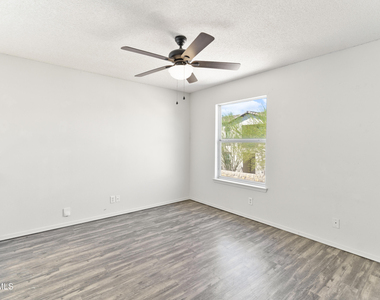 10799 Walden Pond Street - Photo Thumbnail 21