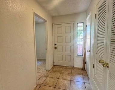 386 Mccune Road - Photo Thumbnail 7
