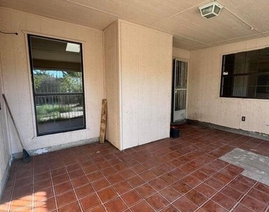 386 Mccune Road - Photo Thumbnail 28