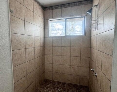 386 Mccune Road - Photo Thumbnail 11