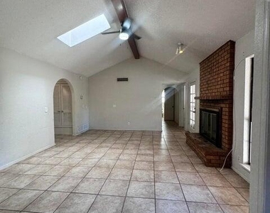 386 Mccune Road - Photo Thumbnail 21