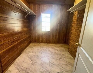 386 Mccune Road - Photo Thumbnail 17
