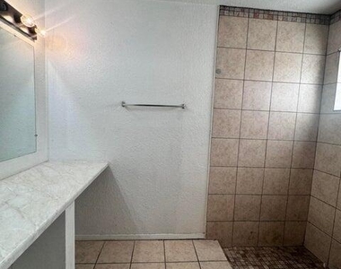 386 Mccune Road - Photo Thumbnail 10