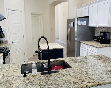 12605 Azulejos Street - Photo Thumbnail 2