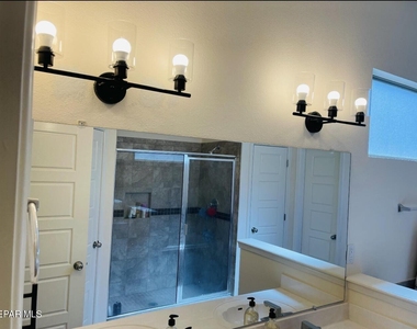 12605 Azulejos Street - Photo Thumbnail 9