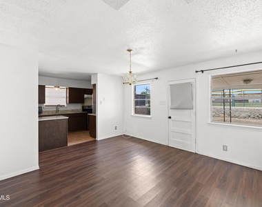5409 Edmonton Avenue - Photo Thumbnail 9