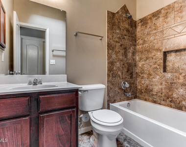 2412 Escape Point Street - Photo Thumbnail 13