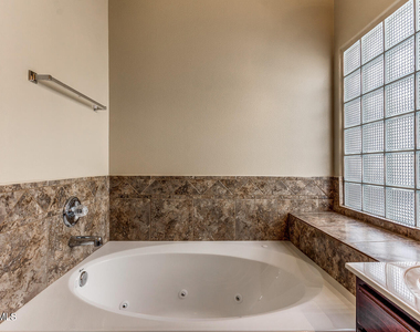 2412 Escape Point Street - Photo Thumbnail 21
