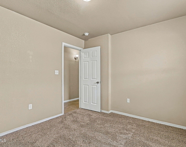 14352 S Cave Avenue - Photo Thumbnail 16