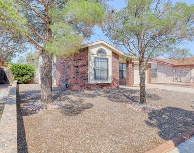 10941 Whitey Ford Street - Photo Thumbnail 1