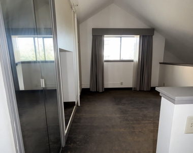 3 Long Wharf Drive - Photo Thumbnail 8