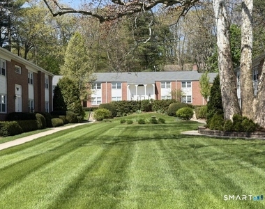 949 Hopmeadow Street - Photo Thumbnail 14