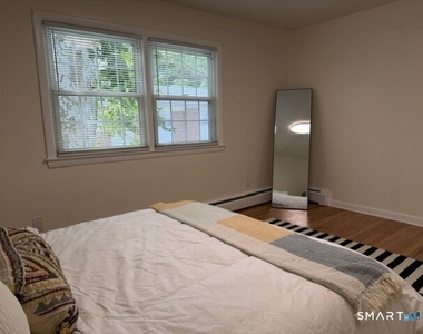 949 Hopmeadow Street - Photo Thumbnail 9