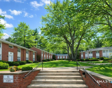 949 Hopmeadow Street - Photo Thumbnail 13