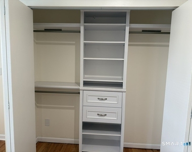 949 Hopmeadow Street - Photo Thumbnail 7