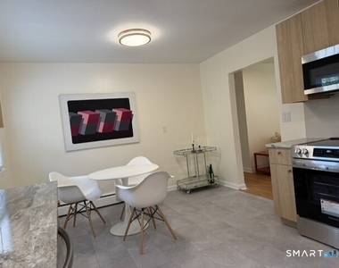 949 Hopmeadow Street - Photo Thumbnail 12