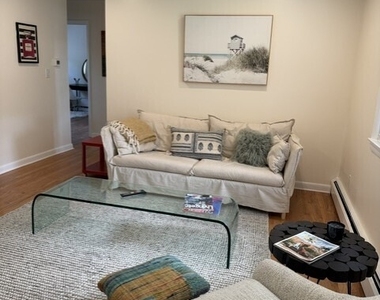 949 Hopmeadow Street - Photo Thumbnail 4