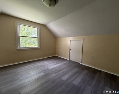 117 Woodtick Road - Photo Thumbnail 11