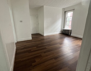 121 Babcock Street - Photo Thumbnail 2