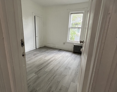 121 Babcock Street - Photo Thumbnail 4