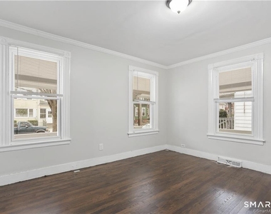 393 Huntington Street - Photo Thumbnail 14